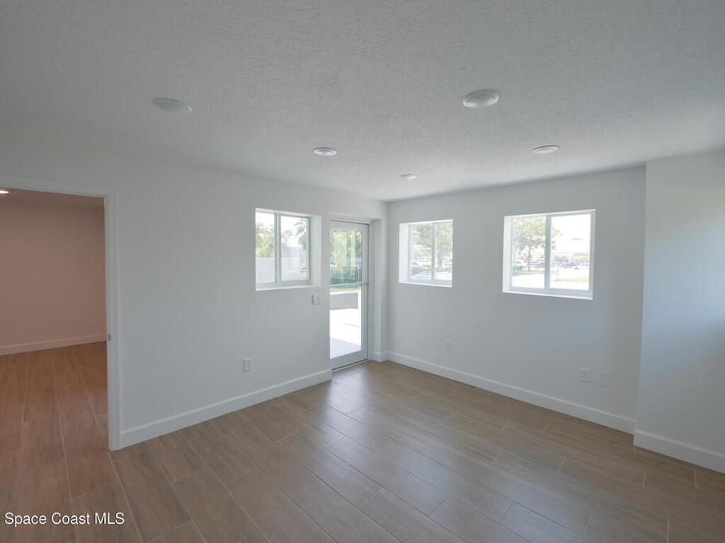 425 S Wickham Road, West Melbourne, FL 32904
