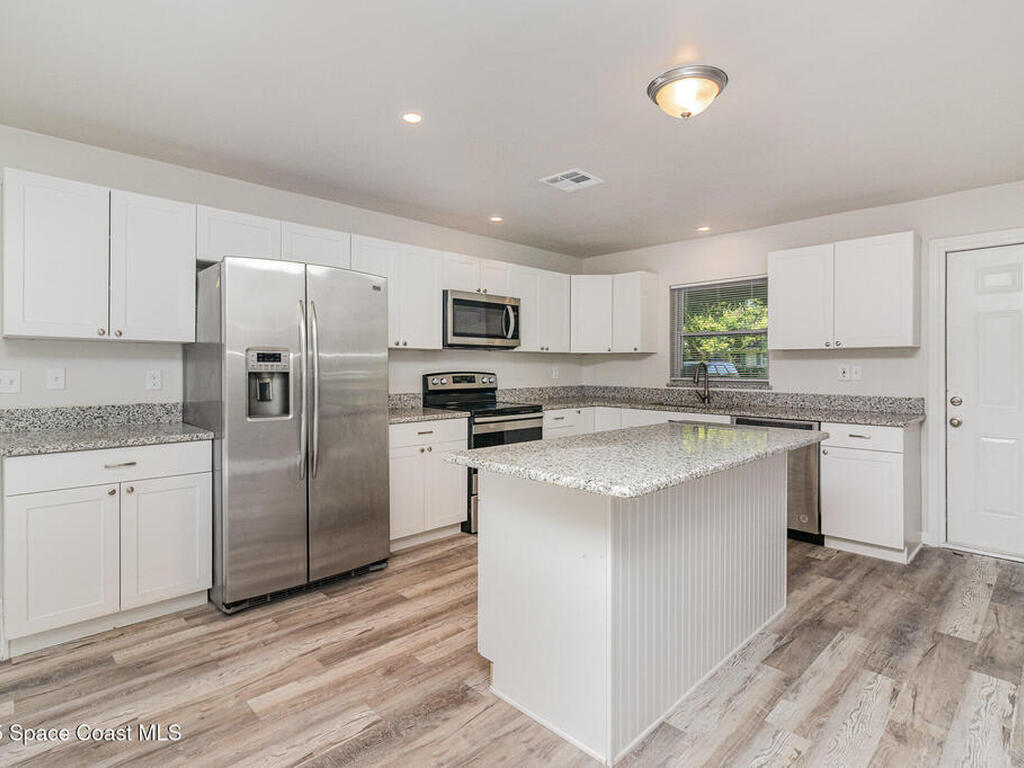 760 15th Avenue Avenue, Vero Beach, FL 32962