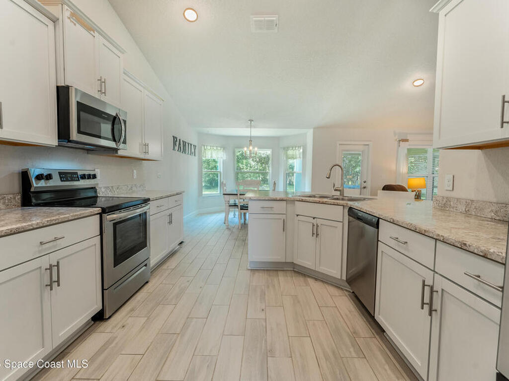 6644 SW 179th Ct Road, Dunnellon, FL 34432
