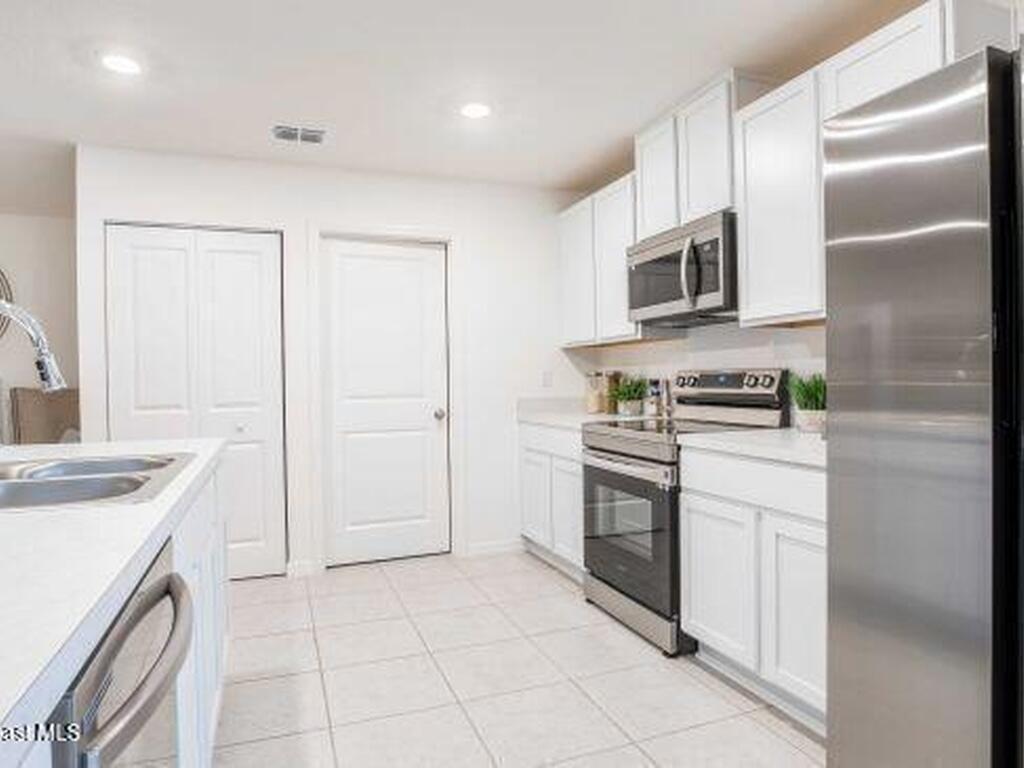 783 Kingfisher Street, Palm Bay, FL 32908