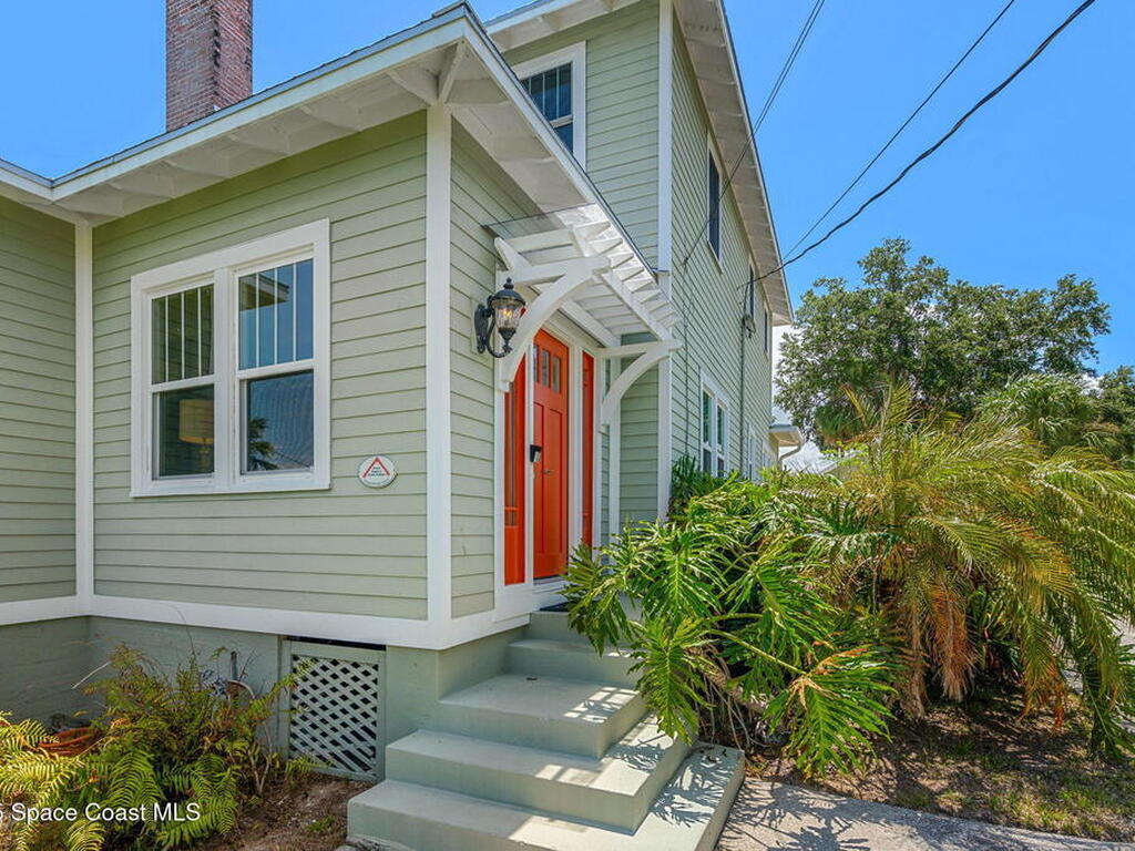 2907 N Indian River Drive, Cocoa, FL 32922