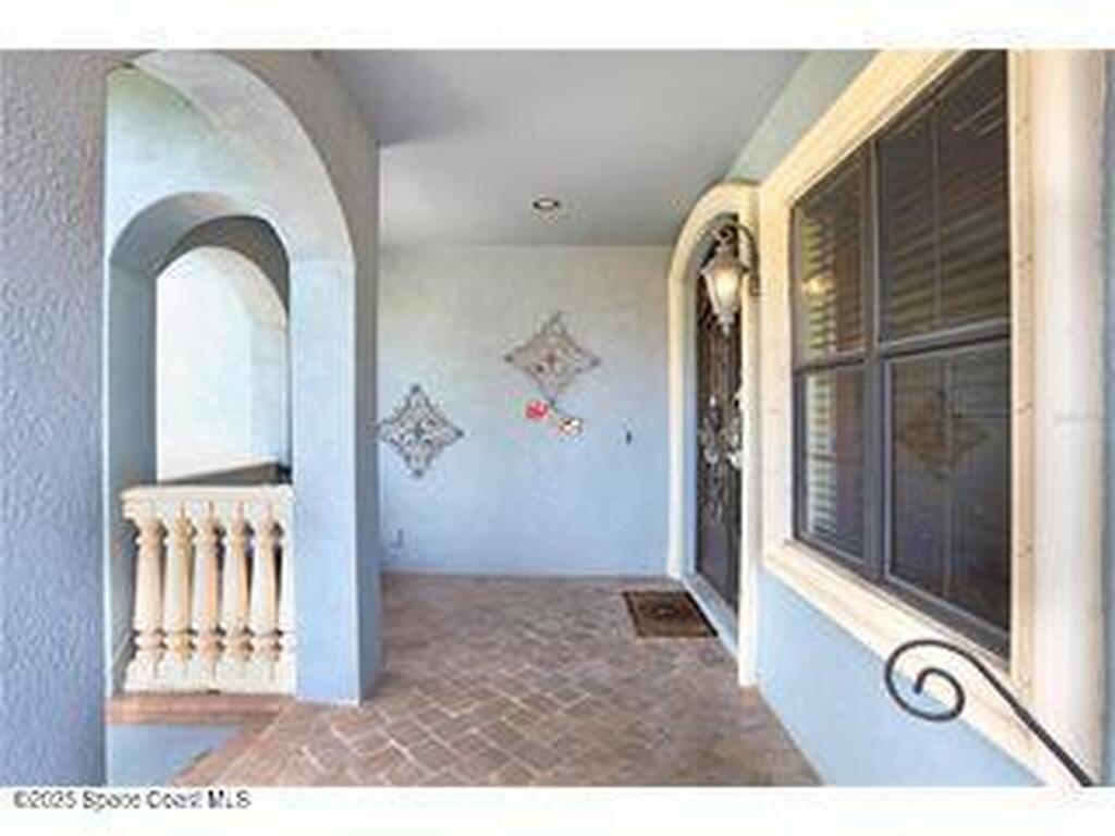 541 Treviso Drive, Apollo Beach, FL 33572