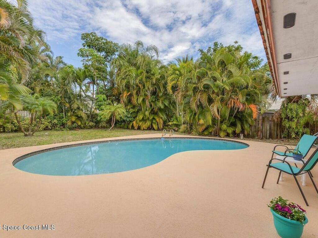 300 S Palm Avenue, Melbourne Beach, FL 32951