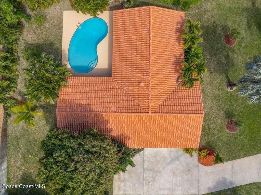 300 S Palm Avenue, Melbourne Beach, FL 32951