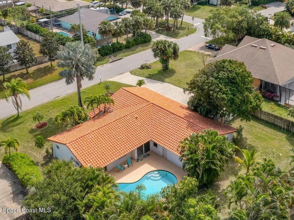 300 S Palm Avenue, Melbourne Beach, FL 32951