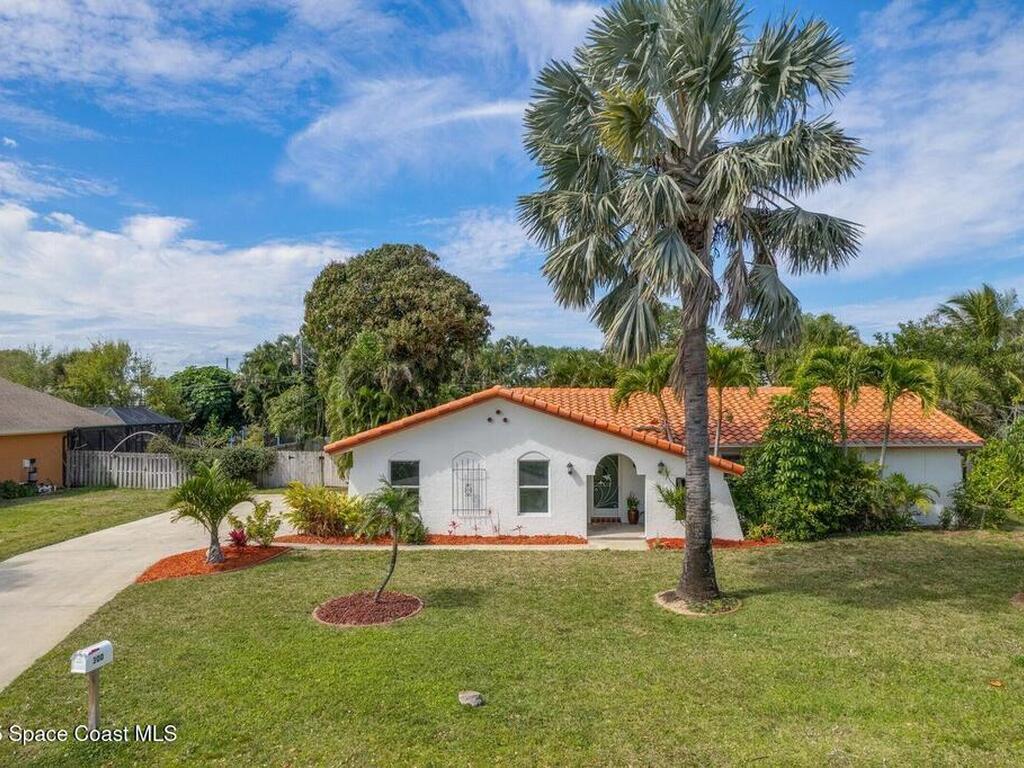 300 S Palm Avenue, Melbourne Beach, FL 32951