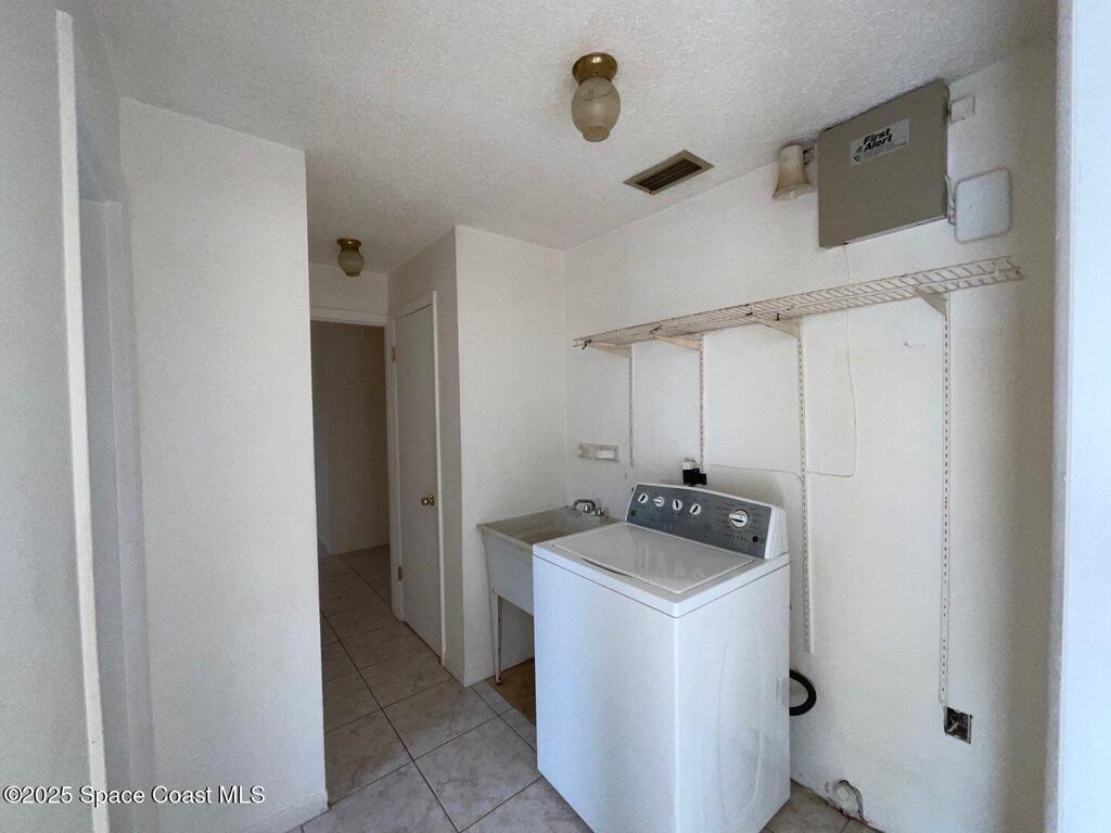 617 Walker Street, Melbourne, FL 32901