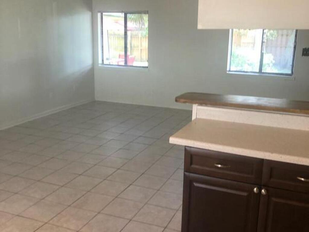210 Pierce Avenue, Cape Canaveral, FL 32920