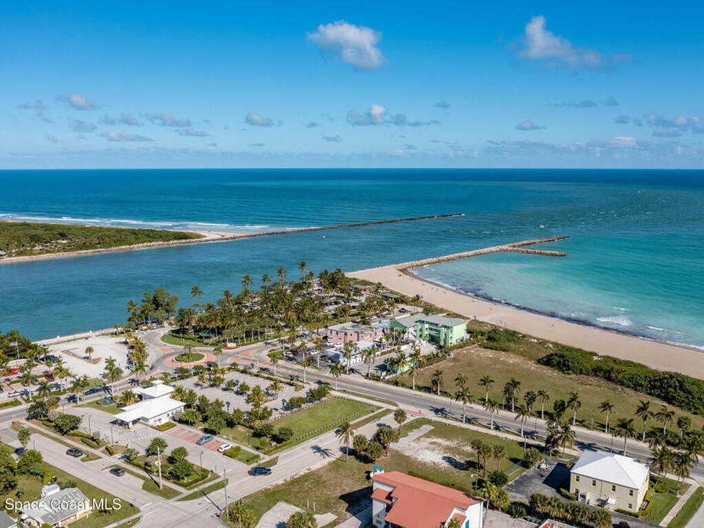 2107 Golfview Court, Ft. Pierce, FL 34950