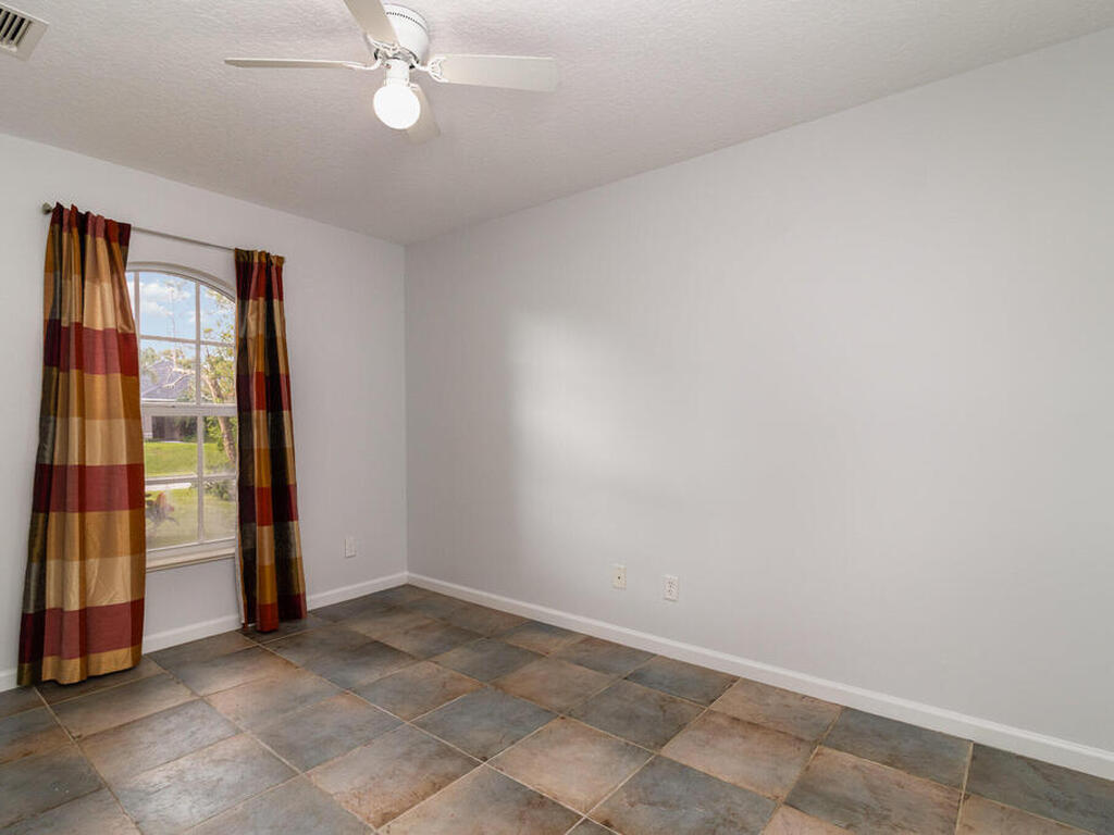 105 Paddock Street, Sebastian, FL 32958