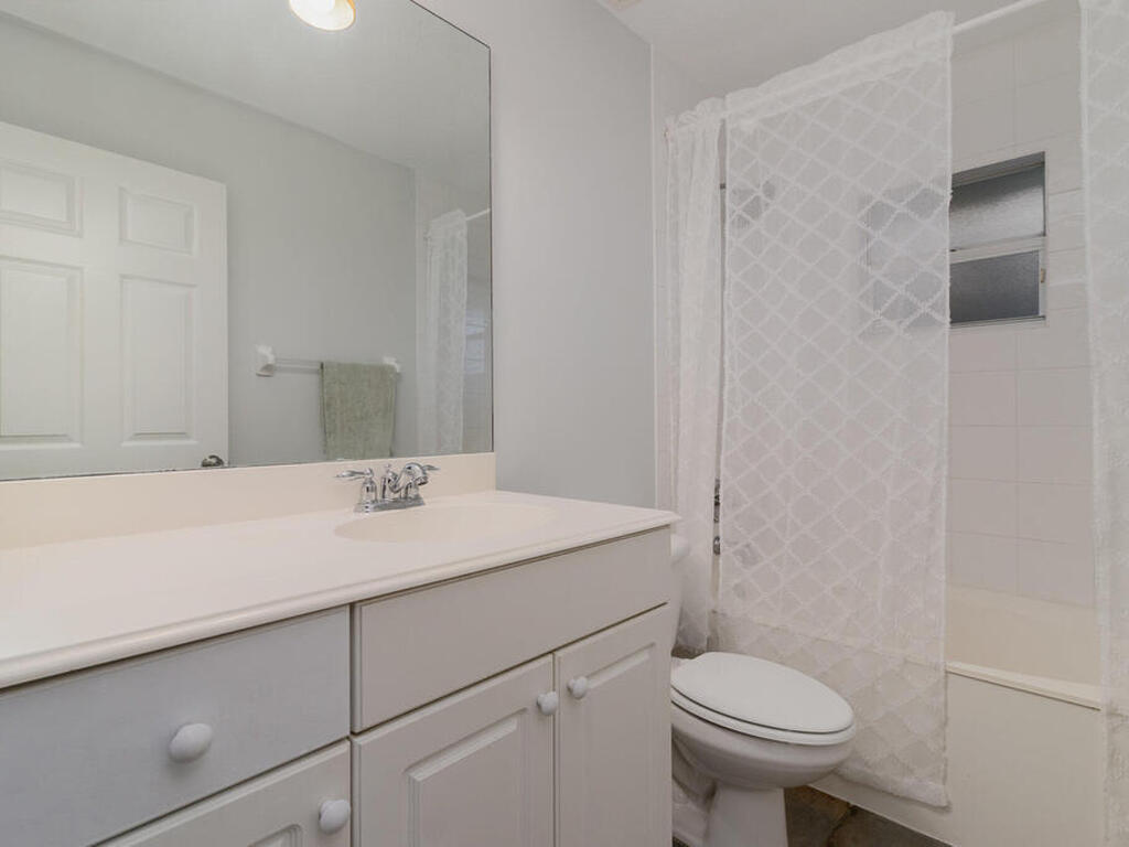 105 Paddock Street, Sebastian, FL 32958