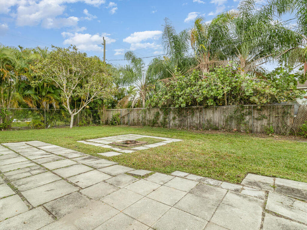 105 Paddock Street, Sebastian, FL 32958