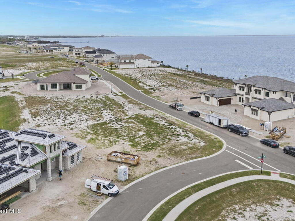 14 Spinnaker Circle, Titusville, FL 32780