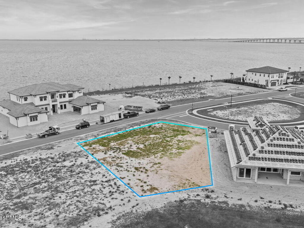 14 Spinnaker Circle, Titusville, FL 32780