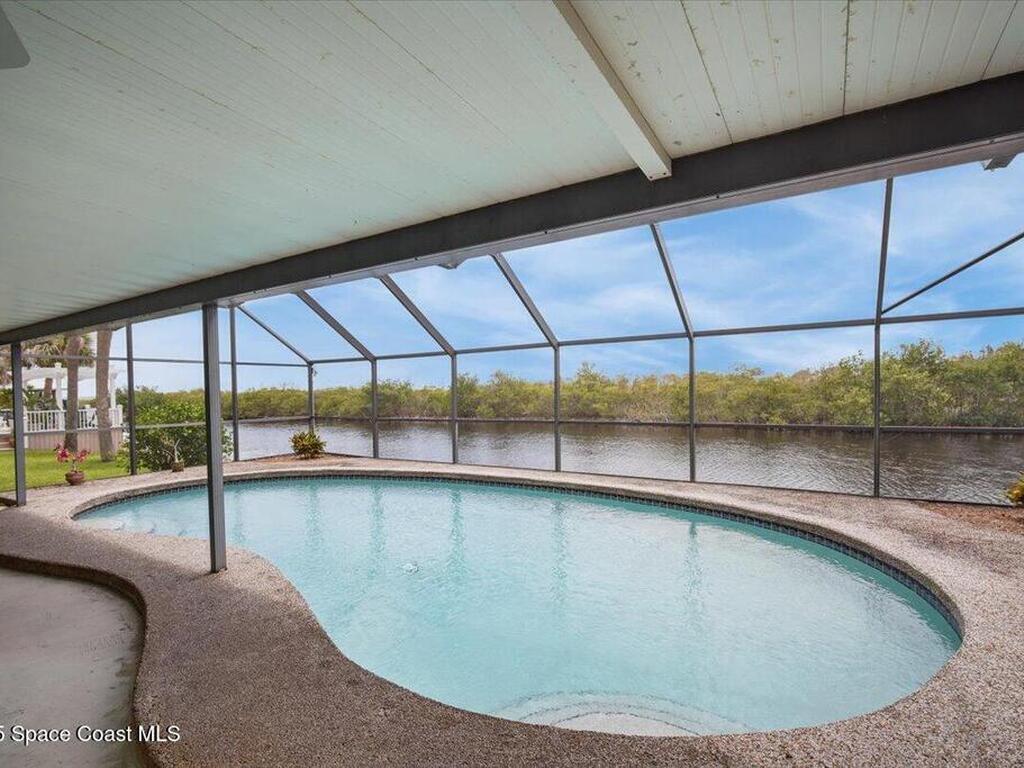 1635 Sandpiper Street, Merritt Island, FL 32952