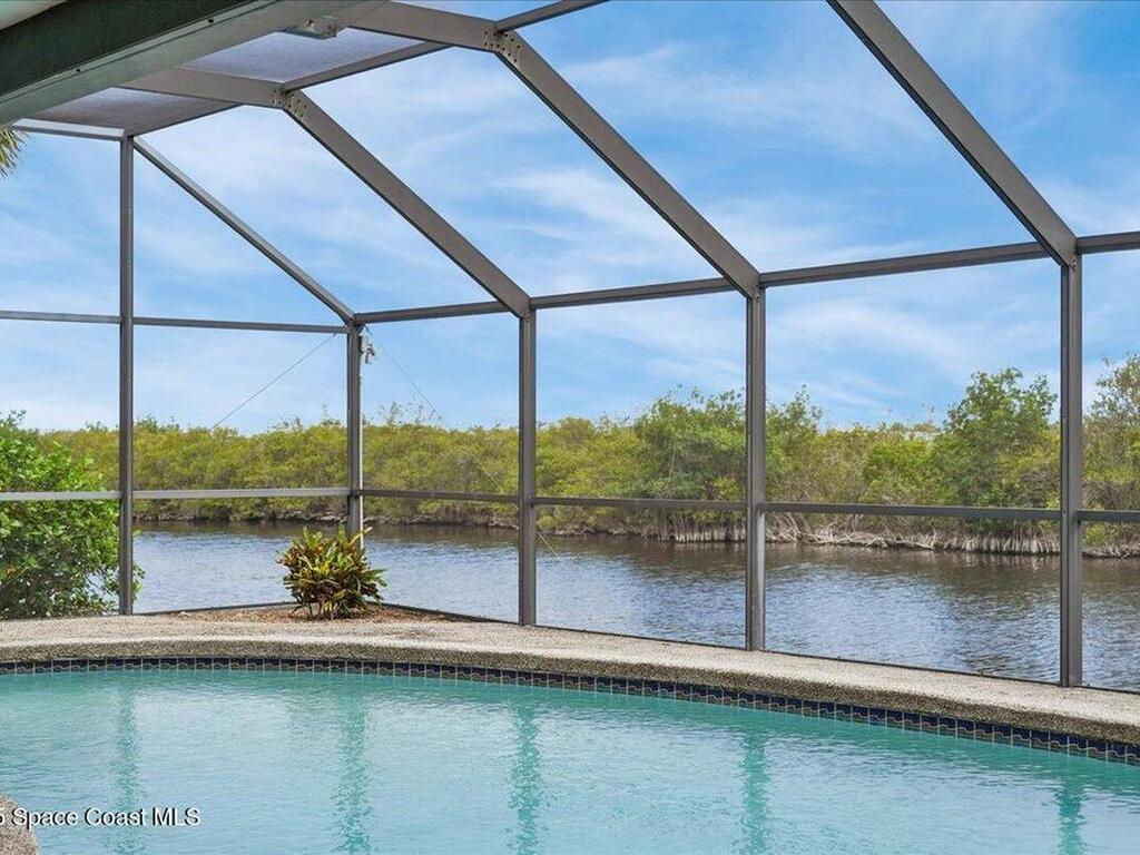 1635 Sandpiper Street, Merritt Island, FL 32952