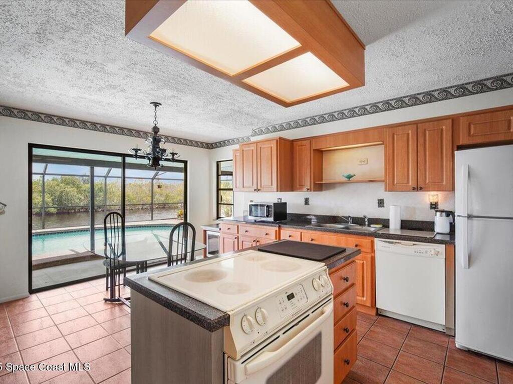 1635 Sandpiper Street, Merritt Island, FL 32952