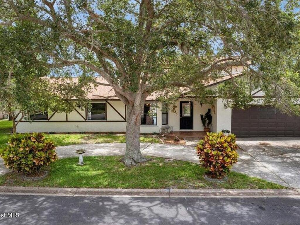 1635 Sandpiper Street, Merritt Island, FL 32952