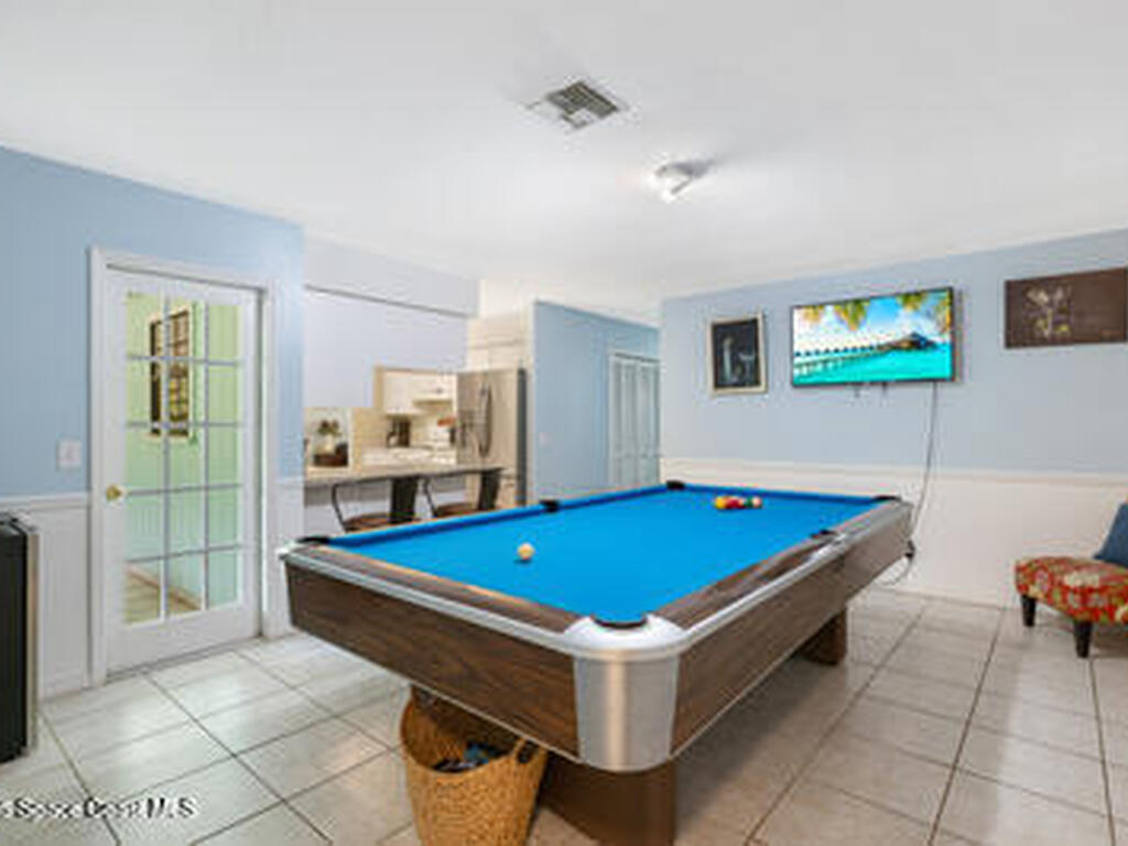 1635 71st Court, Vero Beach, FL 32966
