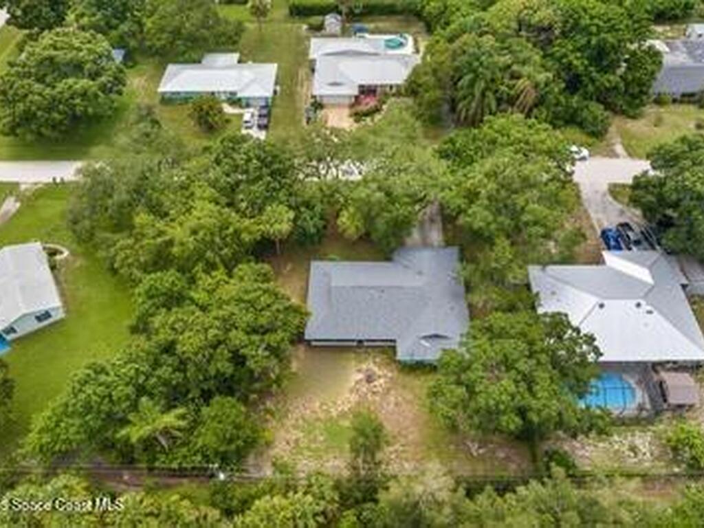 1635 71st Court, Vero Beach, FL 32966