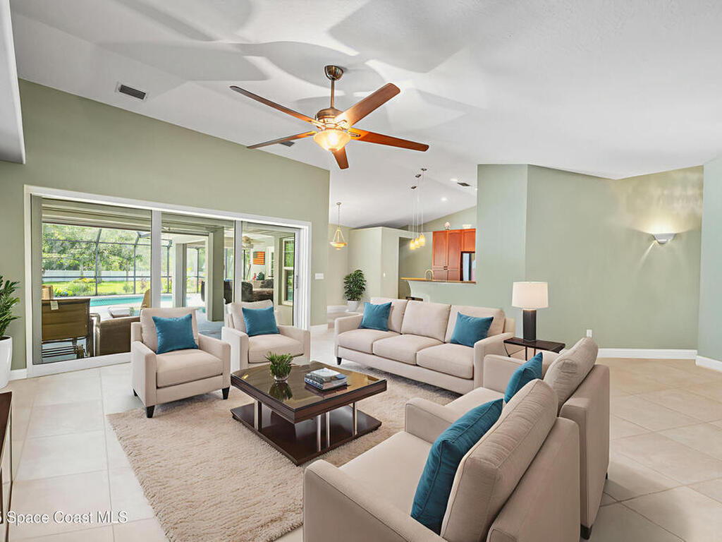 9495 Fleming Grant Road, Sebastian, FL 32976