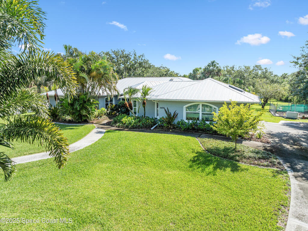 9495 Fleming Grant Road, Sebastian, FL 32976