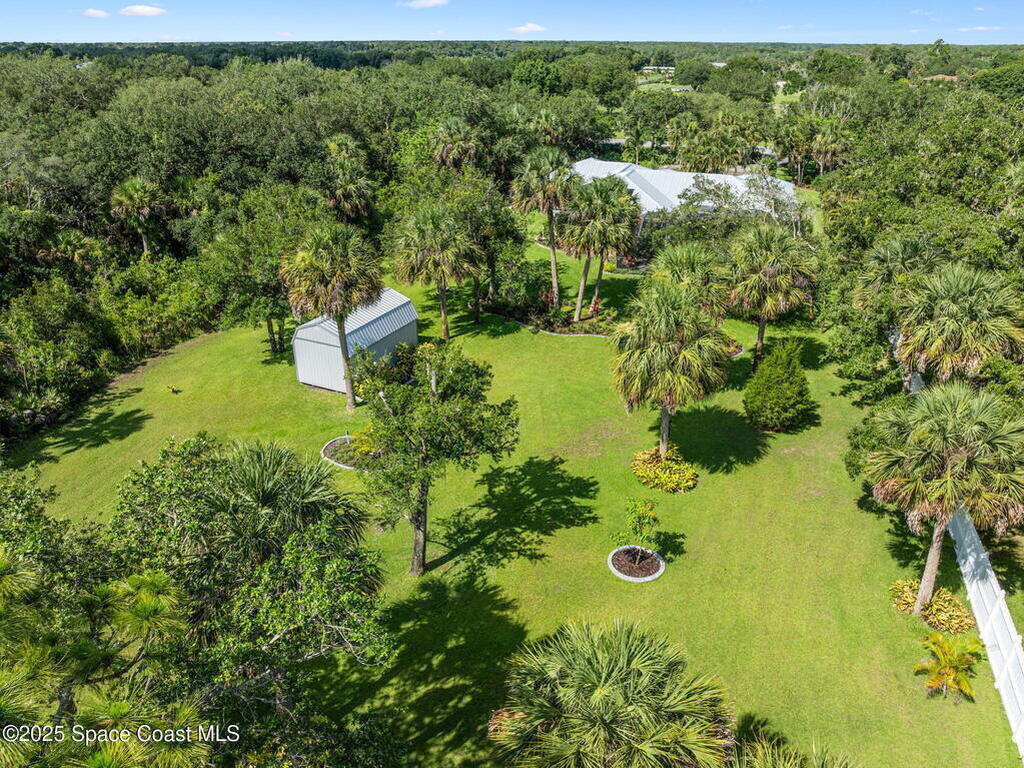 9495 Fleming Grant Road, Sebastian, FL 32976