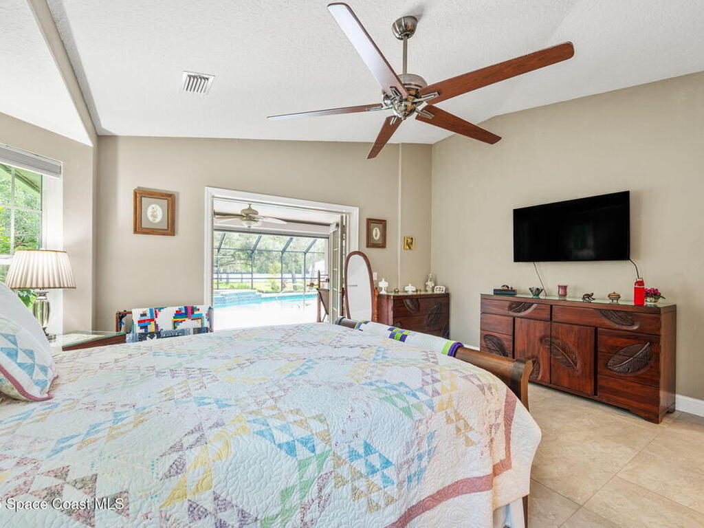 9495 Fleming Grant Road, Sebastian, FL 32976