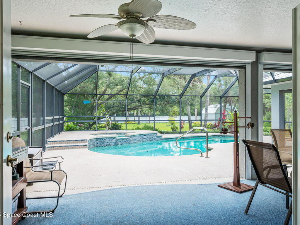 9495 Fleming Grant Road, Sebastian, FL 32976