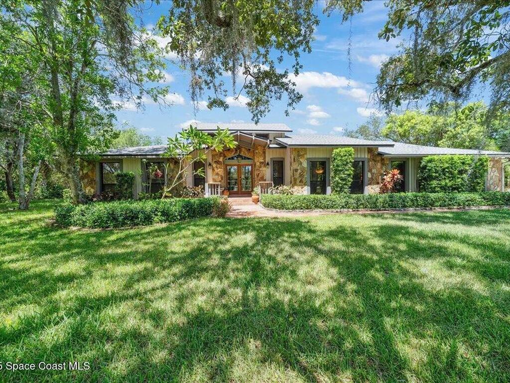 3226 Villa Espana Trail, Melbourne, FL 32935