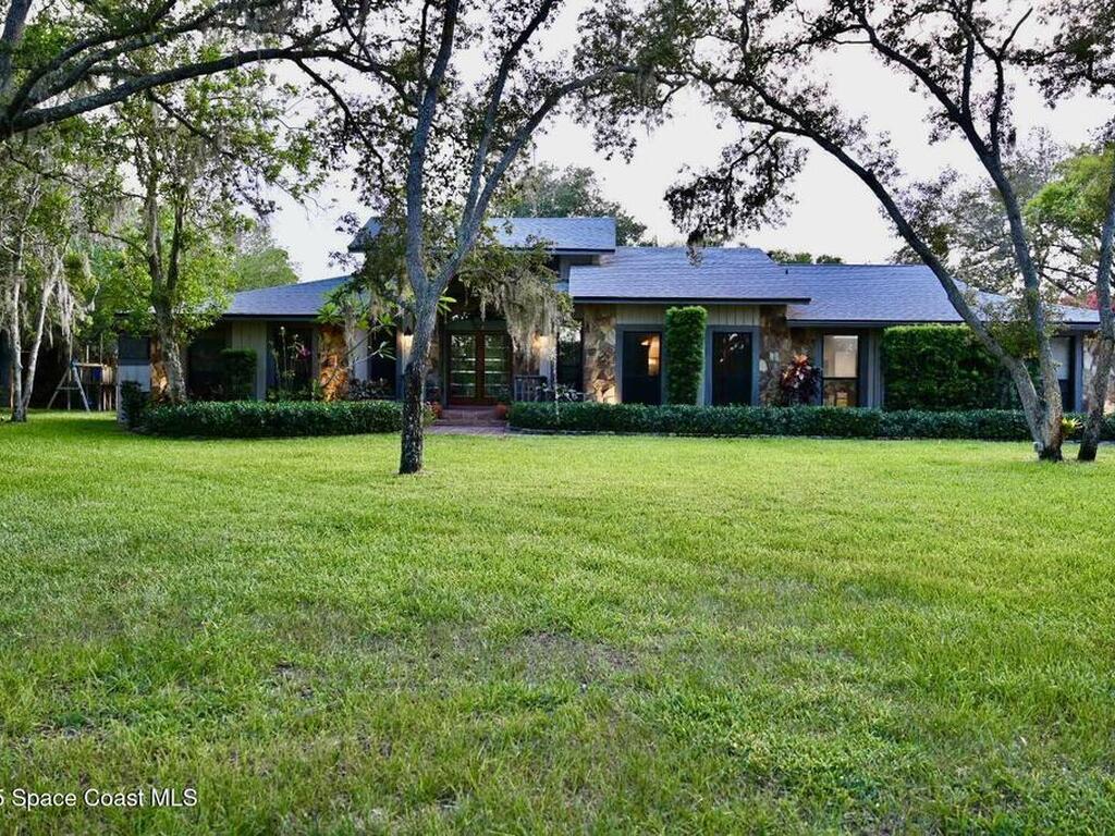 3226 Villa Espana Trail, Melbourne, FL 32935