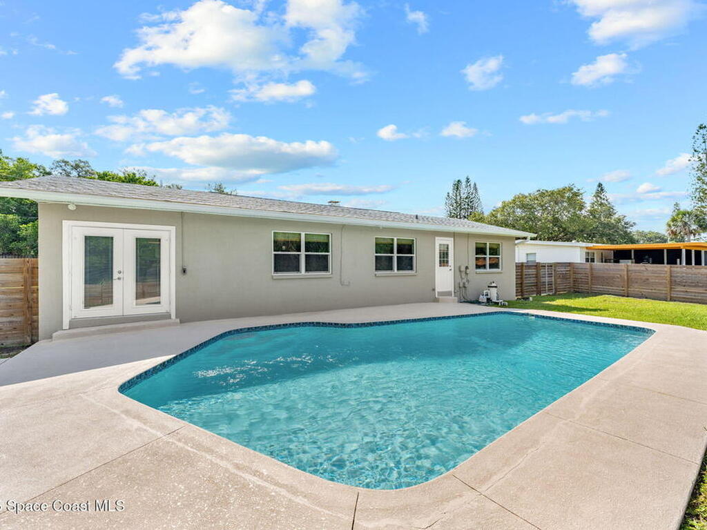 328 Magnolia Avenue, Melbourne, FL 32935