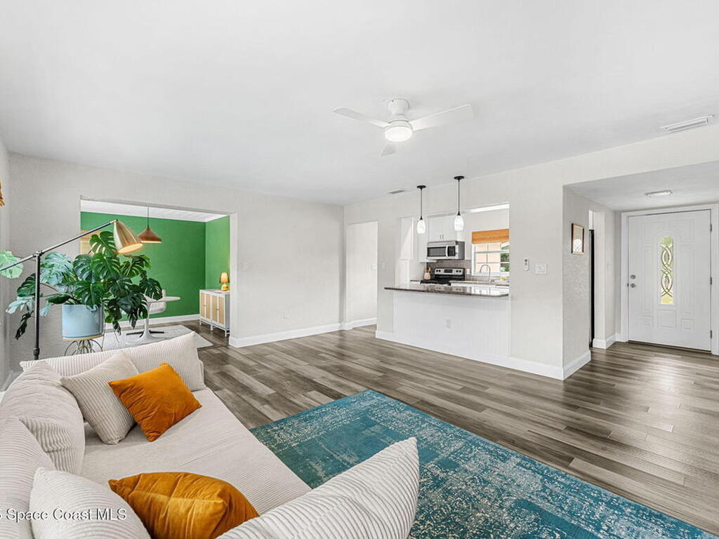 328 Magnolia Avenue, Melbourne, FL 32935
