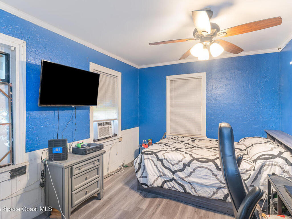 825 27th Avenue, Vero Beach, FL 32960