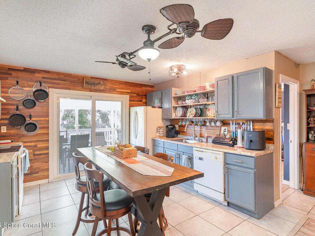 825 27th Avenue, Vero Beach, FL 32960