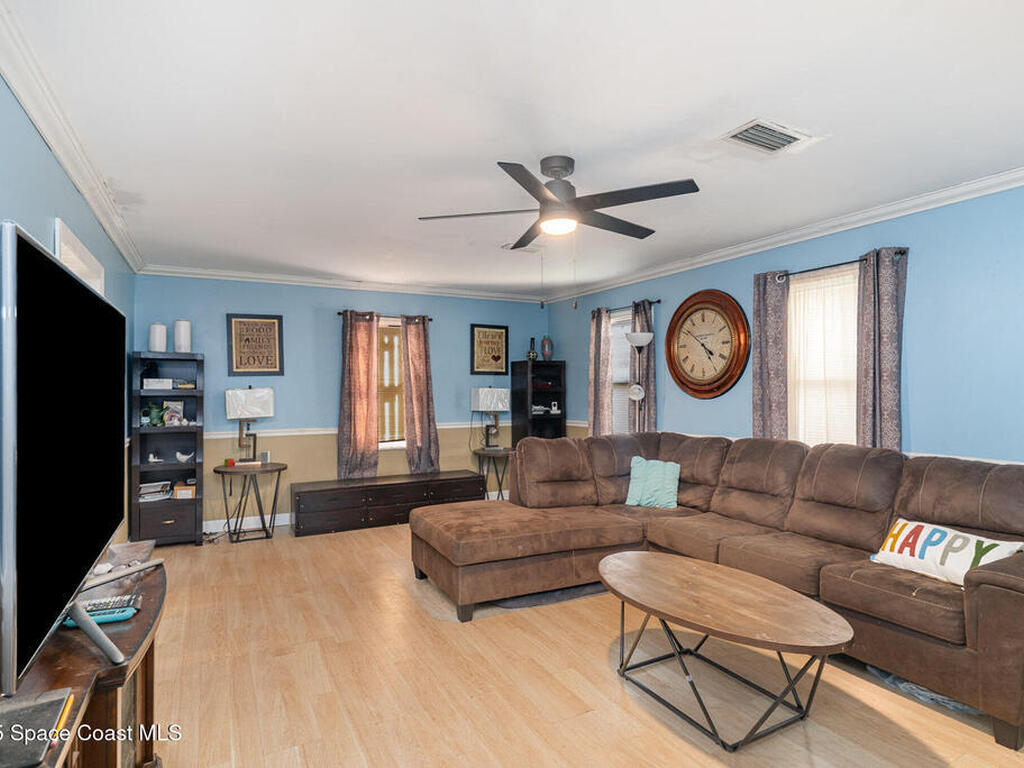 825 27th Avenue, Vero Beach, FL 32960