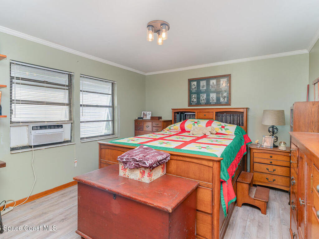 825 27th Avenue, Vero Beach, FL 32960