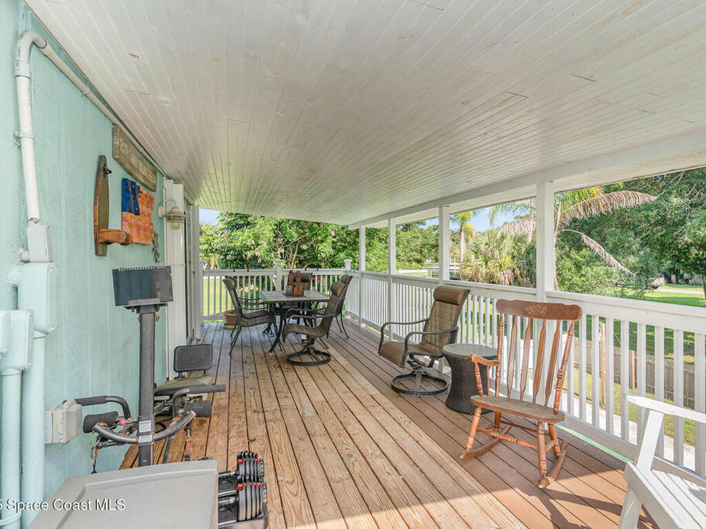 825 27th Avenue, Vero Beach, FL 32960