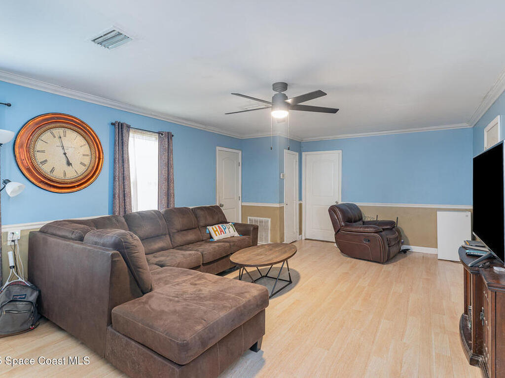 825 27th Avenue, Vero Beach, FL 32960