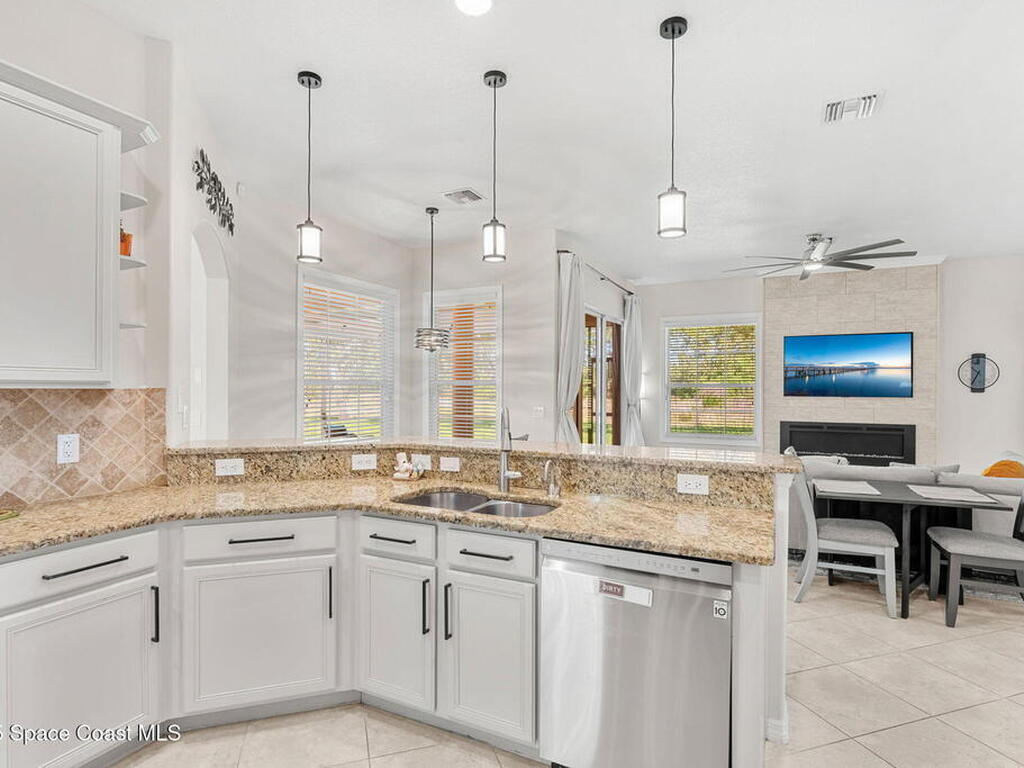1848 Windbrook Drive, Palm Bay, FL 32909