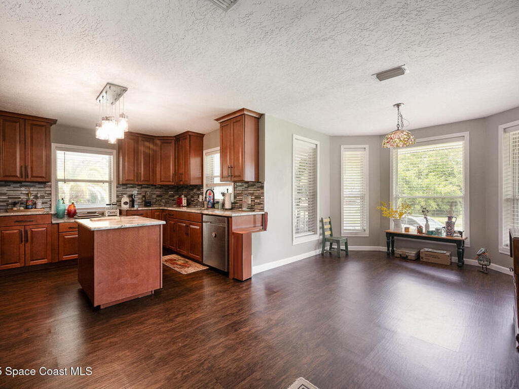 4094 Fox Lake Road, Titusville, FL 32796