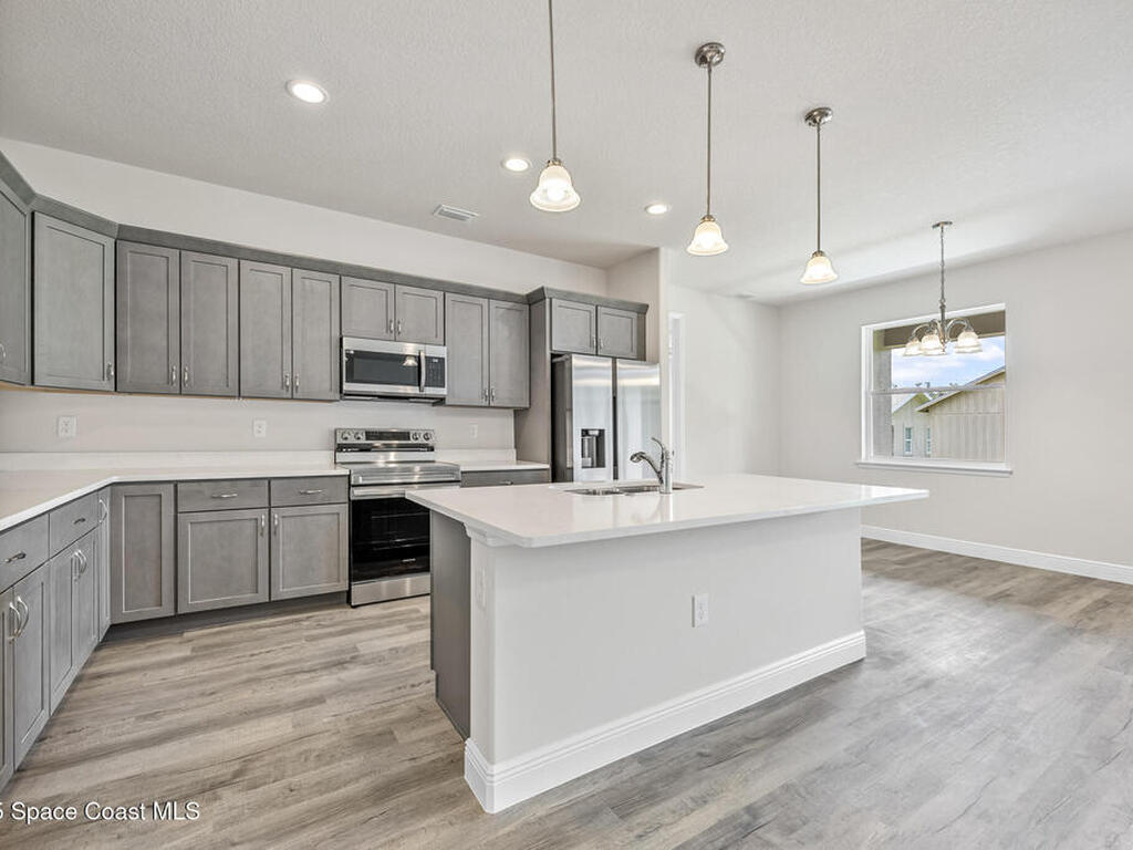 000 SW Whealan Street, Palm Bay, FL 32908