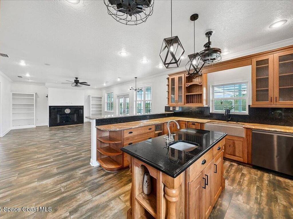 3824 Luxury Lane, Titusville, FL 32796