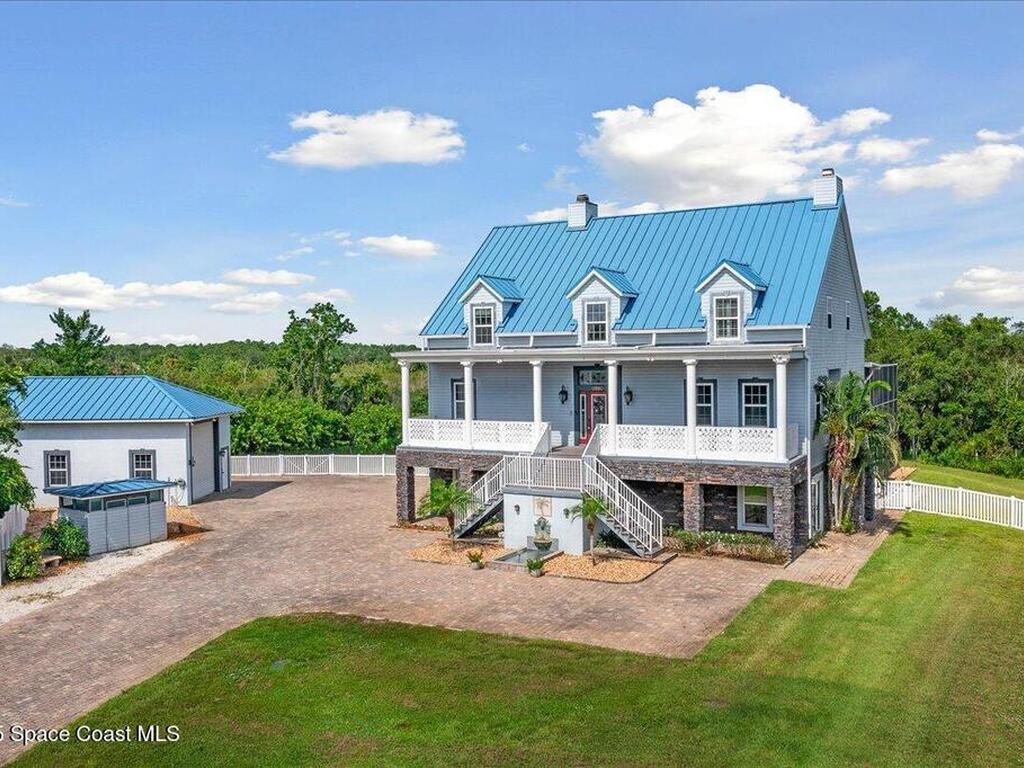 3824 Luxury Lane, Titusville, FL 32796
