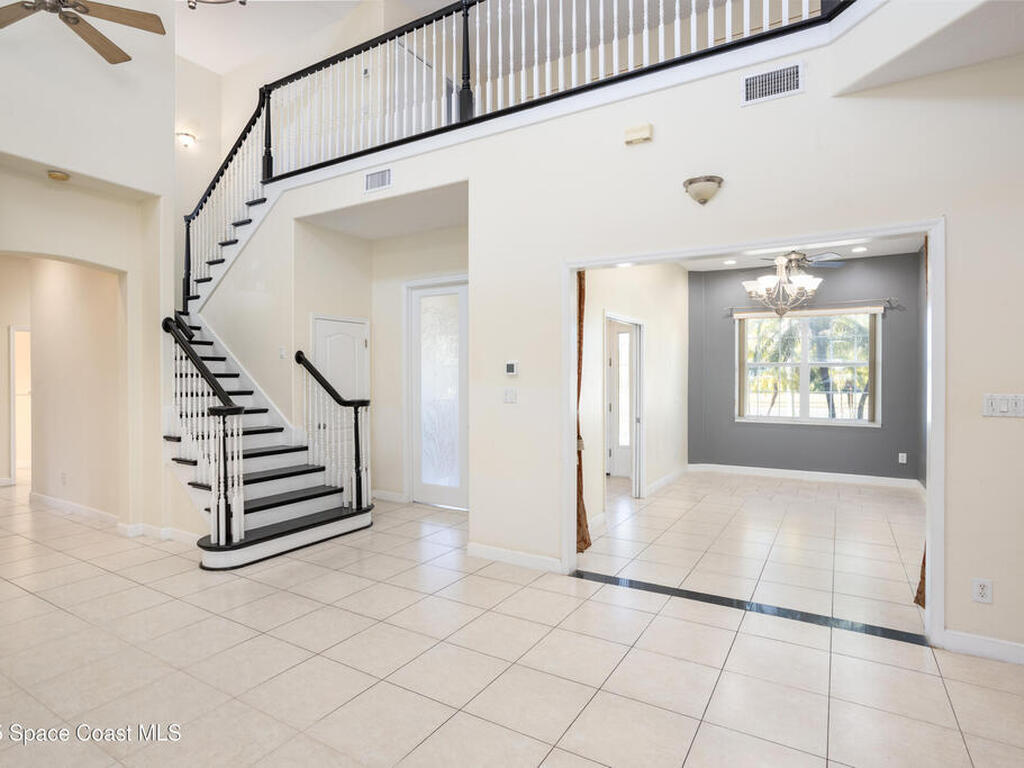 809 Champions Drive, Palm Bay, FL 32905