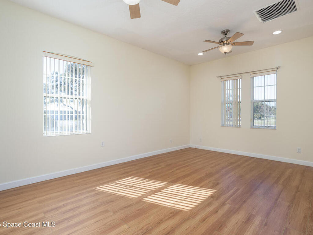 809 Champions Drive, Palm Bay, FL 32905