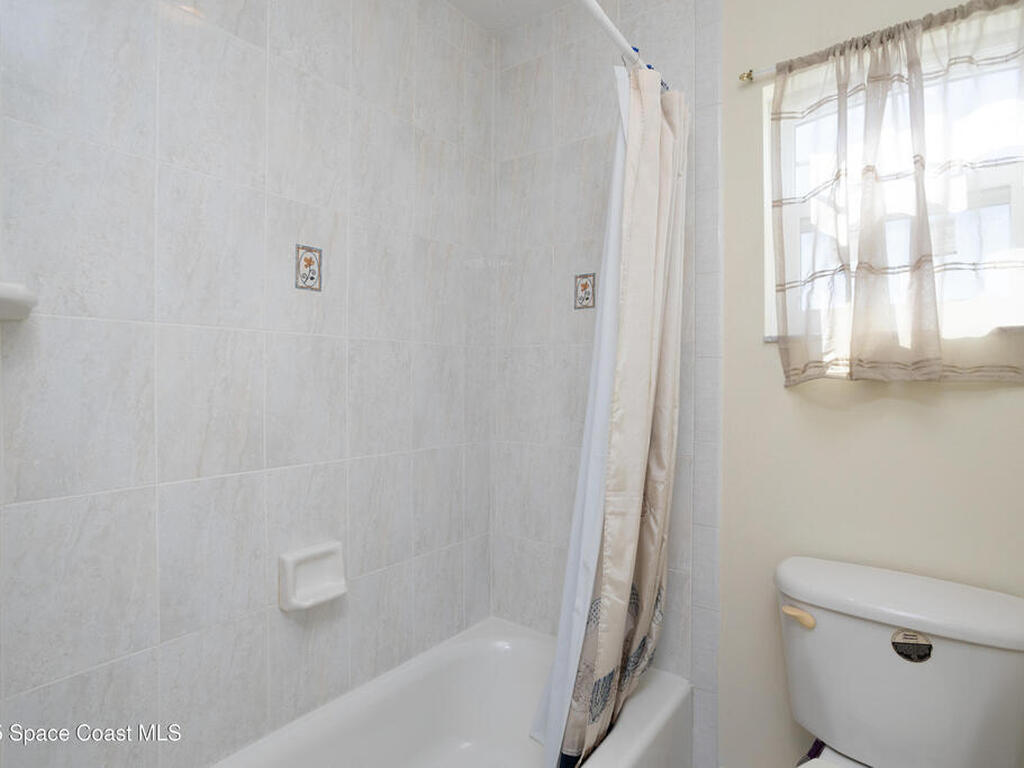809 Champions Drive, Palm Bay, FL 32905