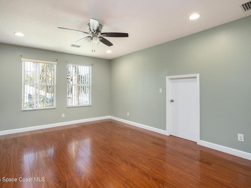 809 Champions Drive, Palm Bay, FL 32905