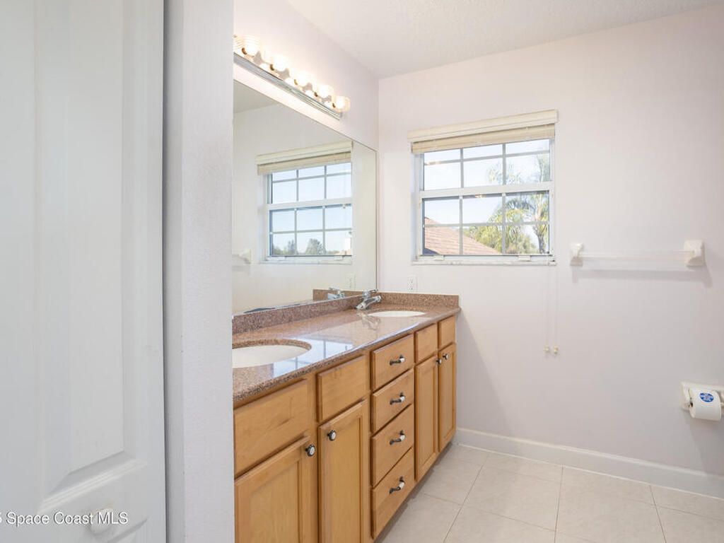 809 Champions Drive, Palm Bay, FL 32905