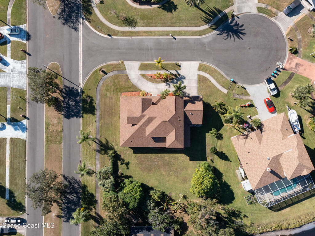 809 Champions Drive, Palm Bay, FL 32905